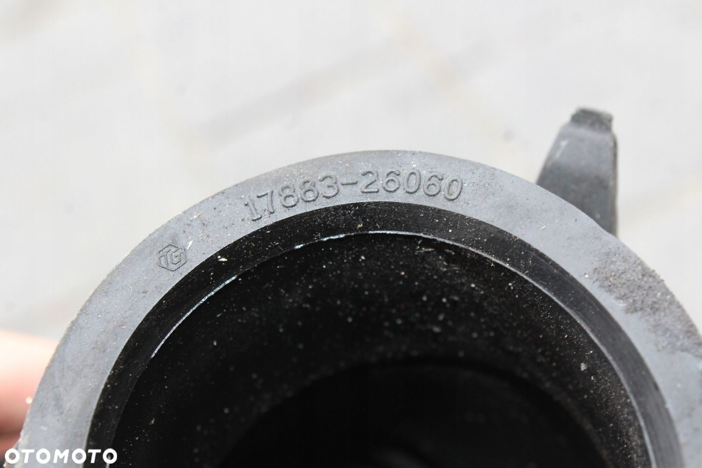 RURA DOLOT PRZEWÓD POWIETRZA AVENSIS T27 1AD 17880-0R050 17883-26060 - 6