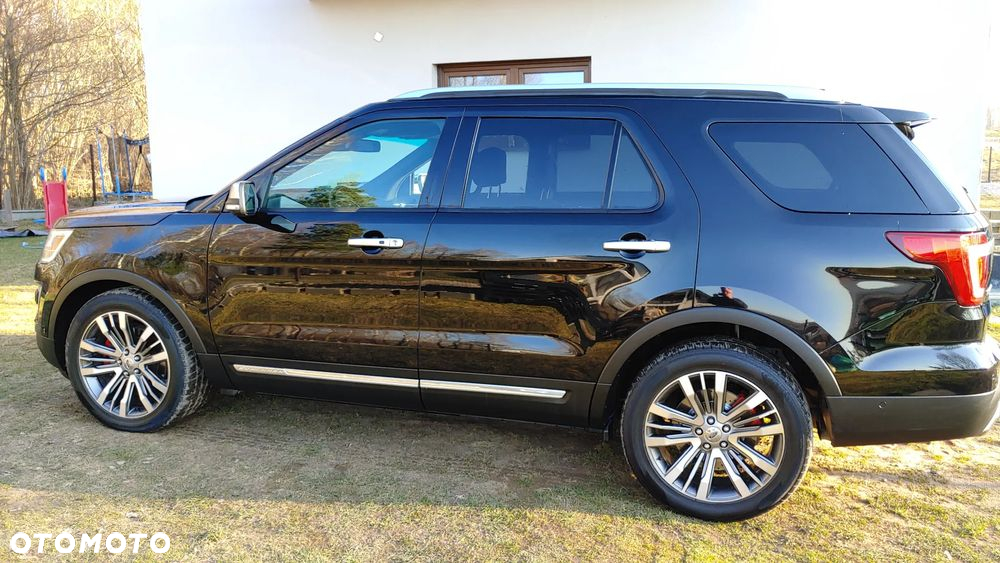 Ford Explorer - 2