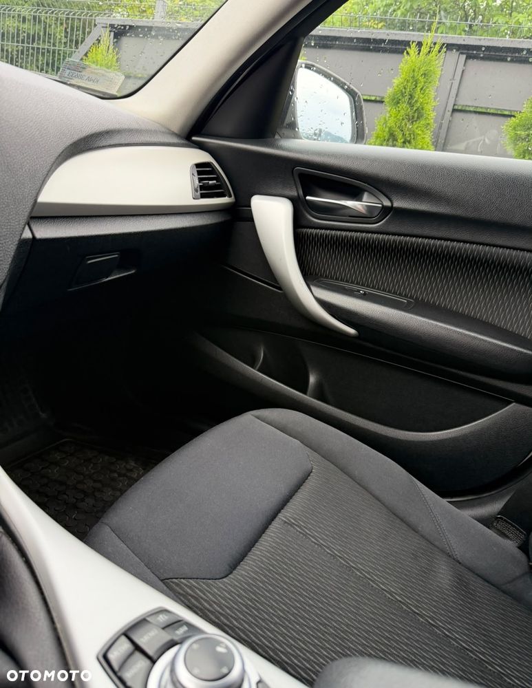 BMW Seria 1 116d Sport Line - 18