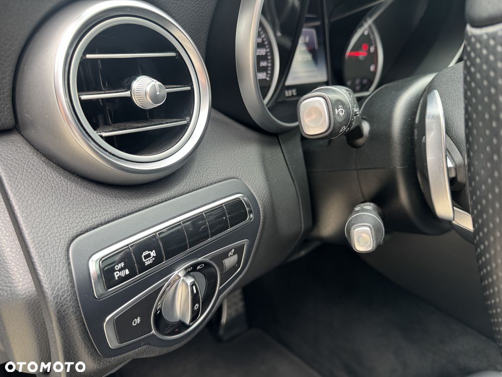 Mercedes-Benz Klasa C 250 (BlueTEC) d 7G-TRONIC AMG Line - 17