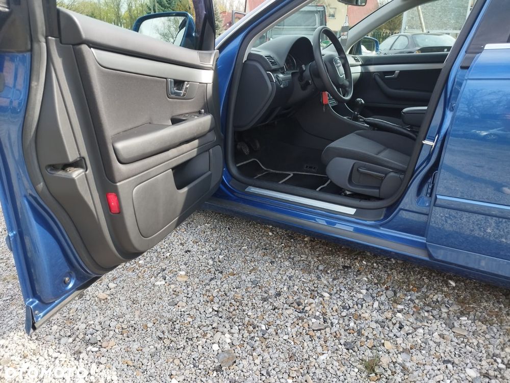 Audi A4 Avant 1.6 - 18