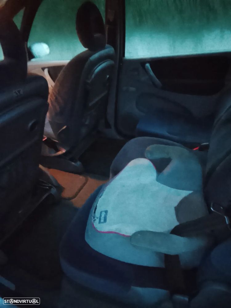 Citroën Xsara Picasso 2.0 HDi Confort - 6