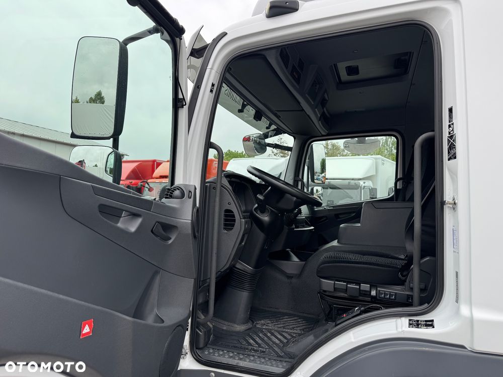 Mercedes-Benz ATEGO - 16