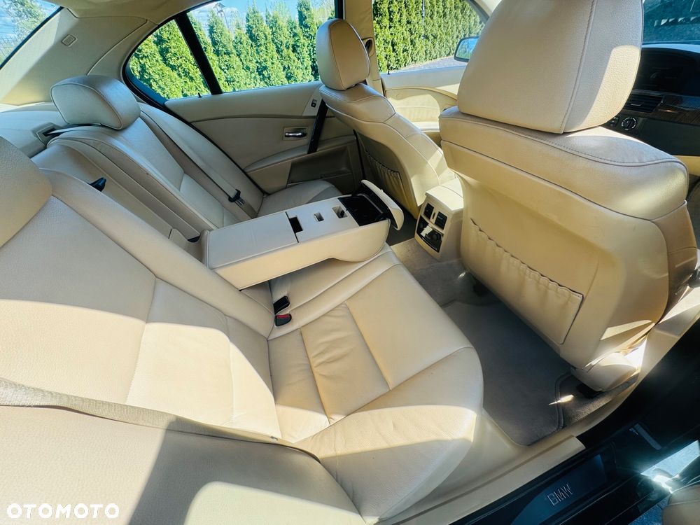 BMW Seria 5 - 17