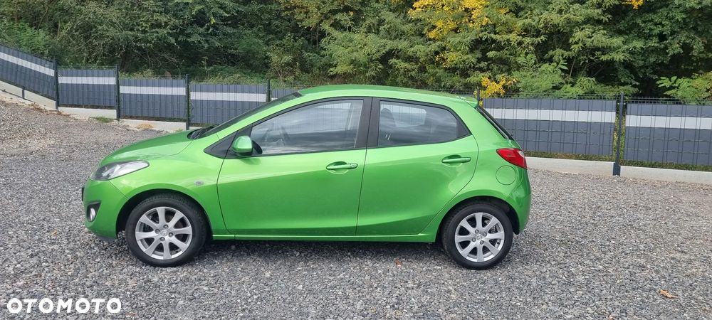Mazda 2 - 11