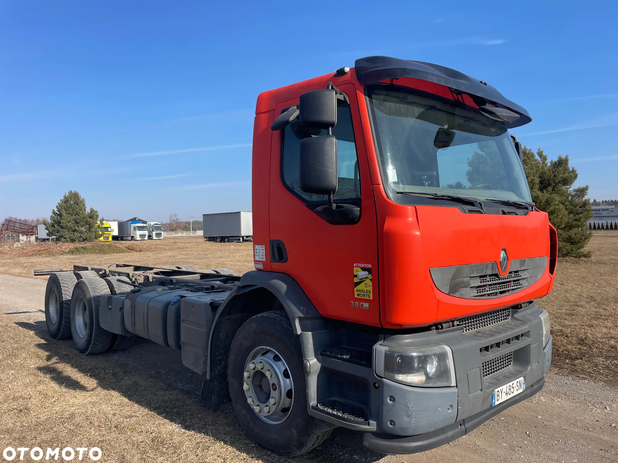 Renault Premium Lander 6X4 - 2