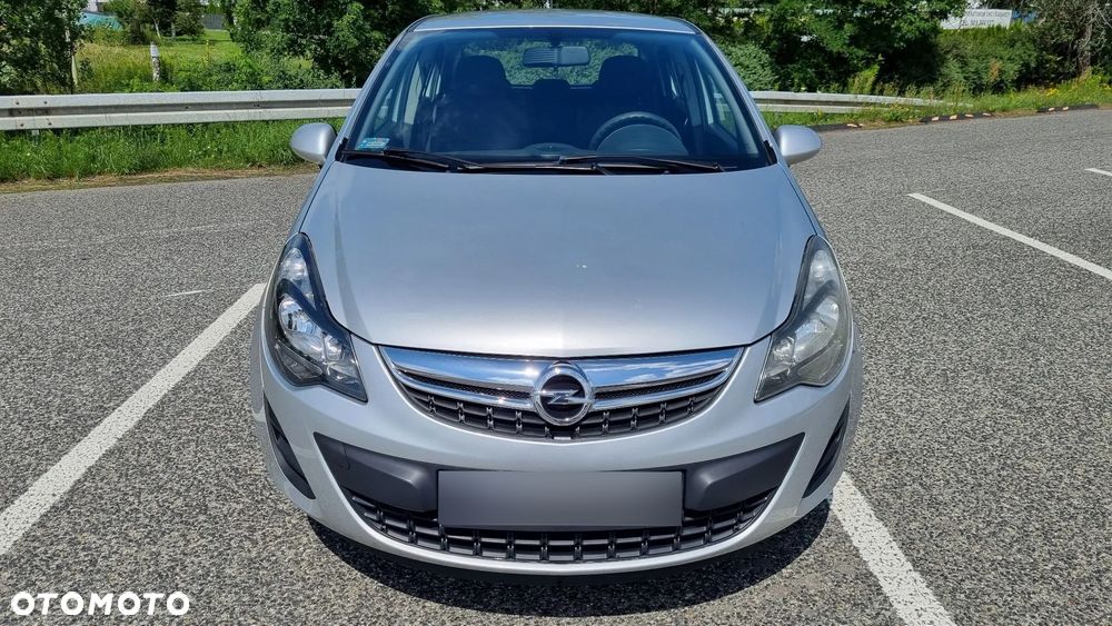 Opel Corsa 1.2 16V Edition / Active - 2
