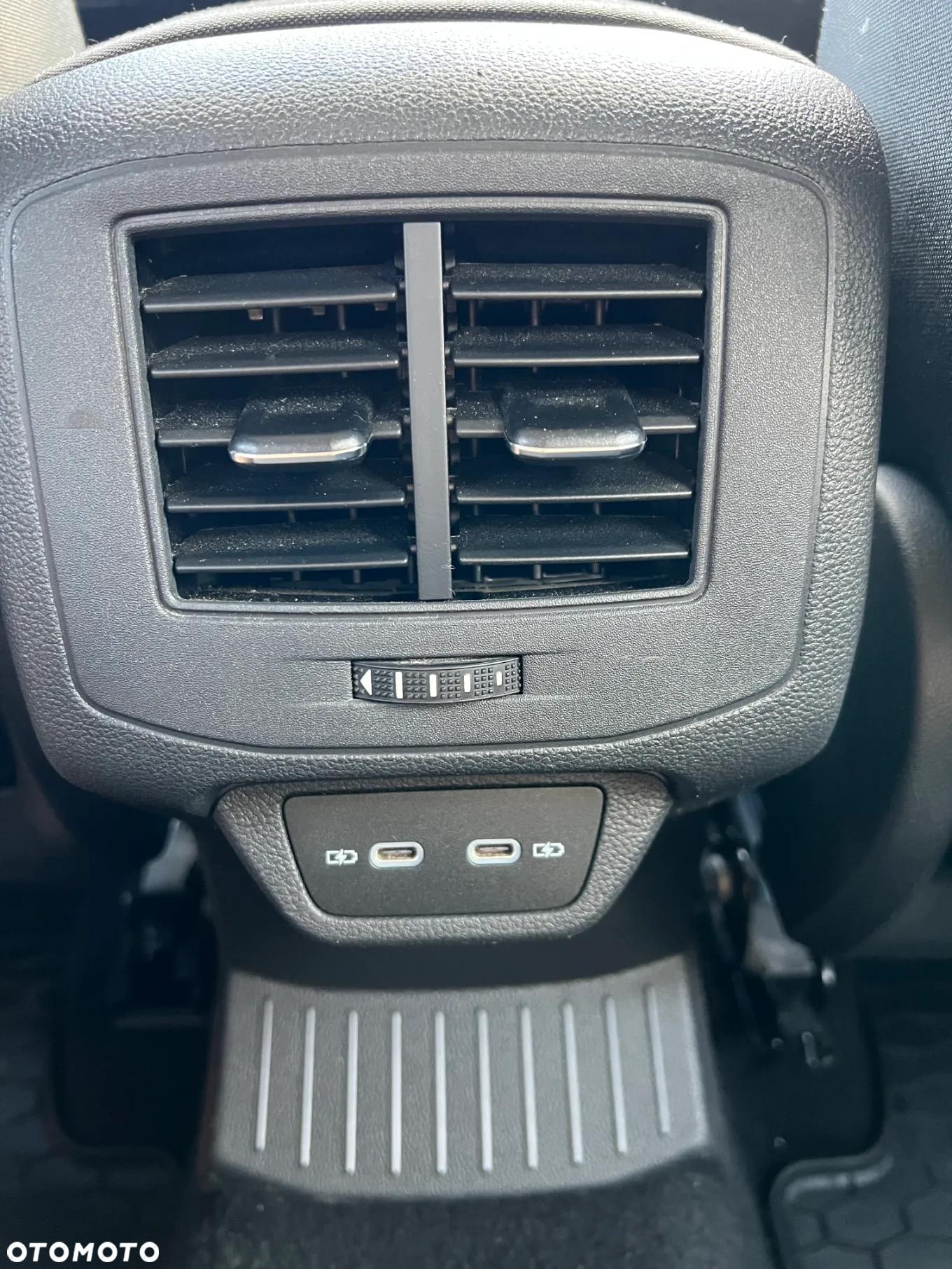 Volkswagen T-Roc 1.5 TSI Life DSG - 23