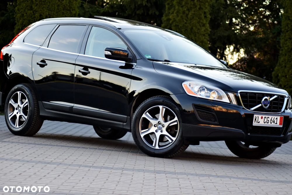 Volvo XC 60 3.2 AWD RDesign - 26