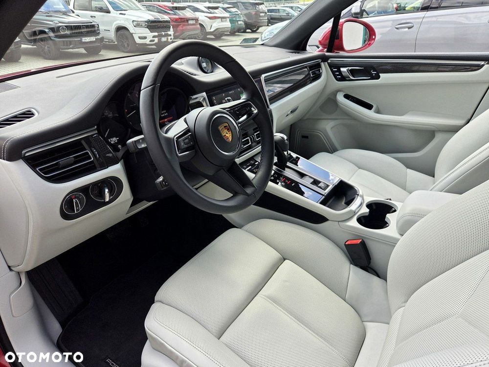 Porsche Macan Standard - 15