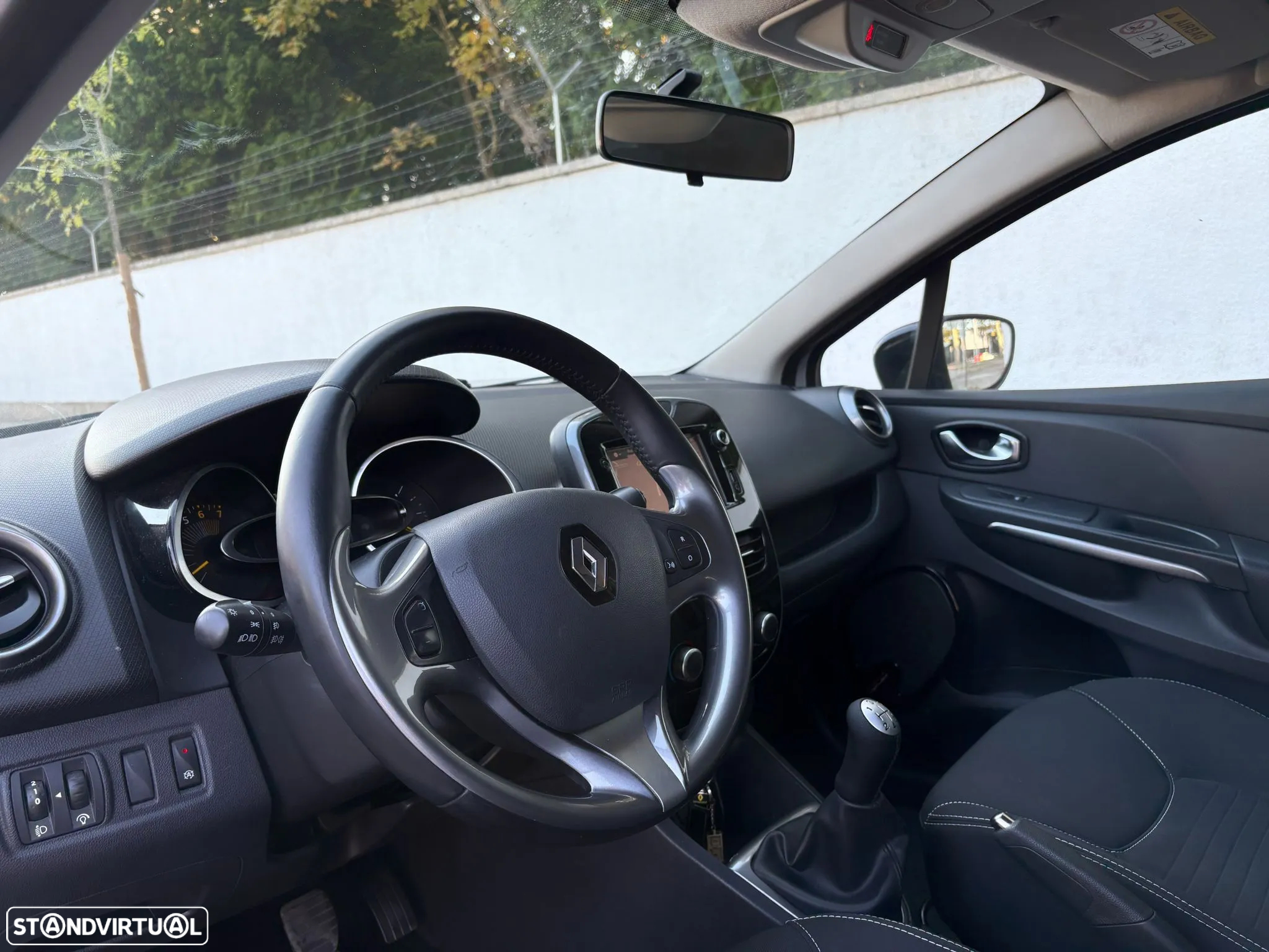 Renault Clio 0.9 TCe Limited Edition - 8