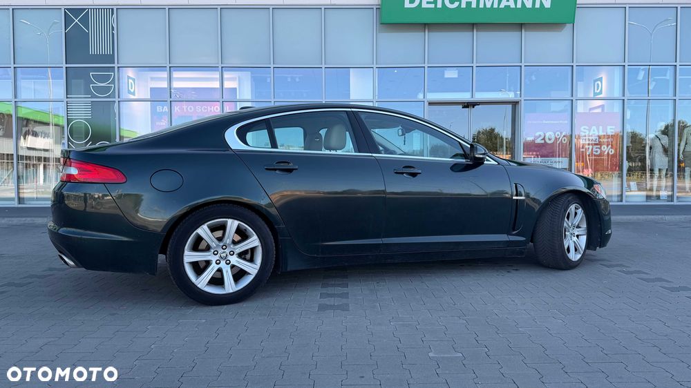 Jaguar XF - 3