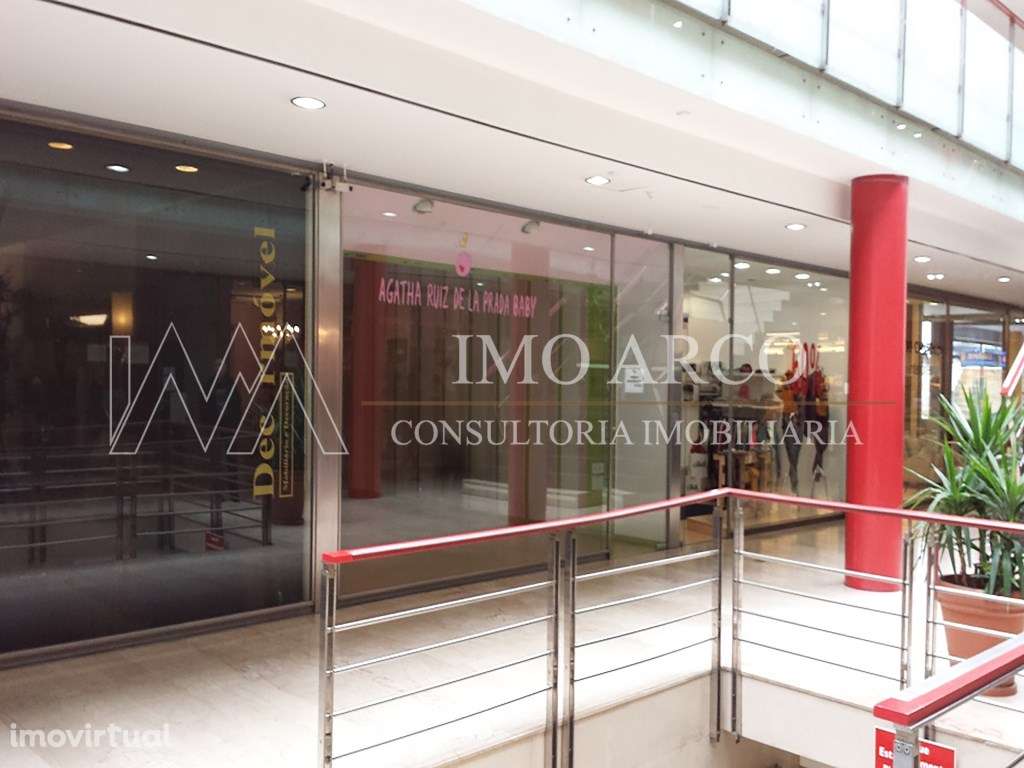 Loja com duas frentes - Grande imagem: 2/7