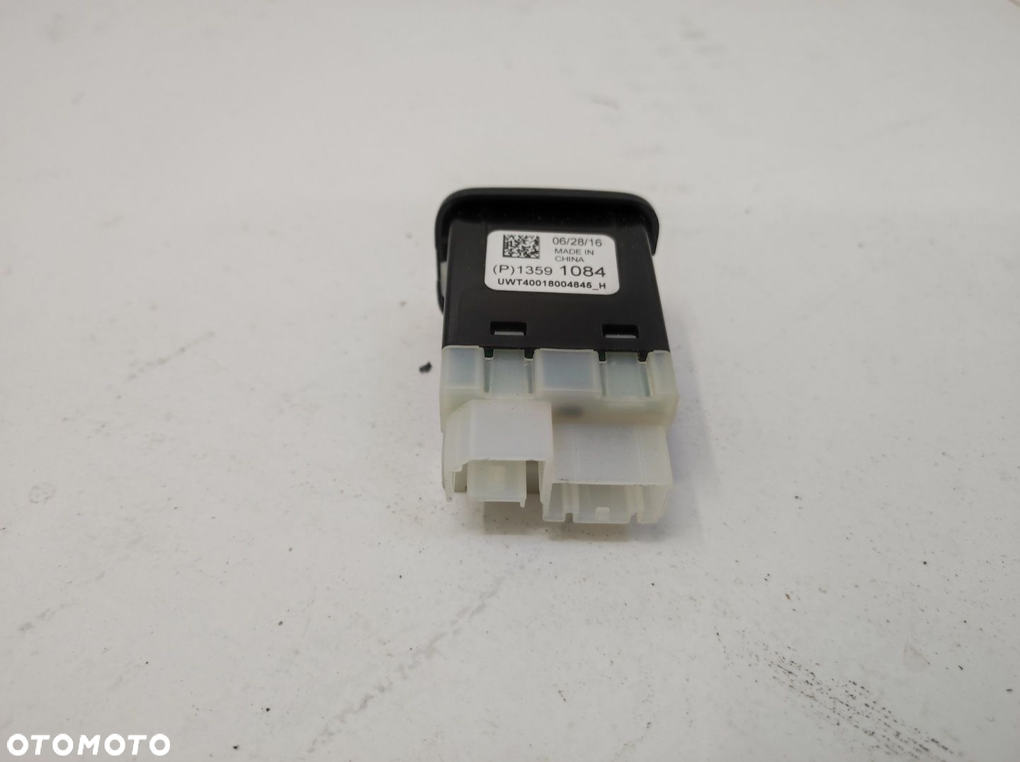 GNIAZDO ZŁĄCZE PORT USB AUX OPEL MOKKA X LIFT - 2