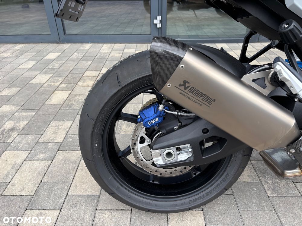 BMW XR - 10