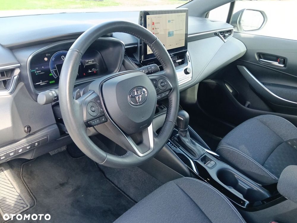 Toyota Corolla 2.0 Hybrid Comfort - 11