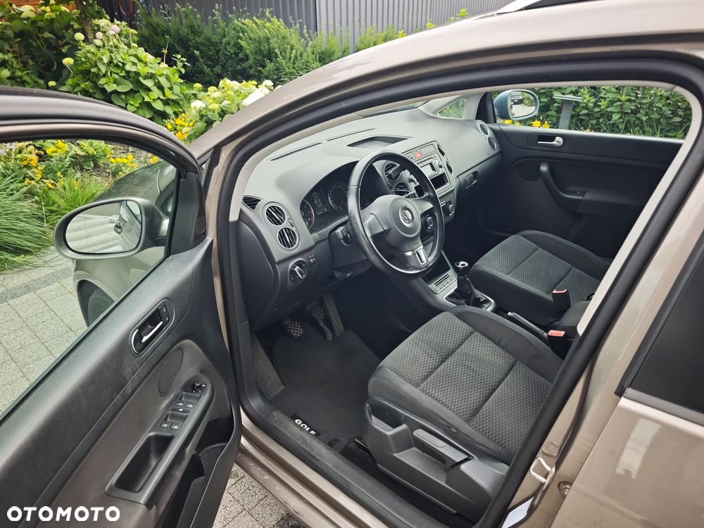 Volkswagen Golf Plus - 12