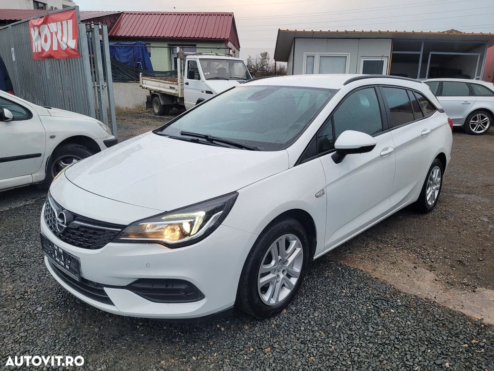 Opel Astra 1.2 Turbo Start/Stop Sports Tourer - 1