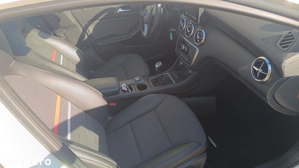 Mercedes-Benz Klasa A 180 (BlueEFFICIENCY) Style - 13