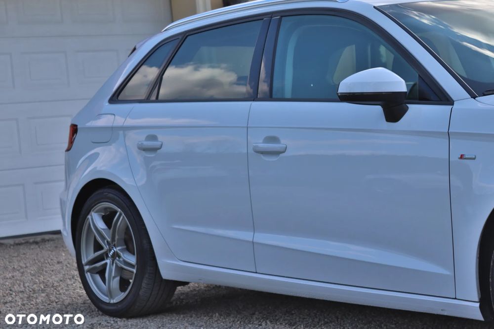 Audi A3 Sportback 2.0 TDI S tronic sport - 4