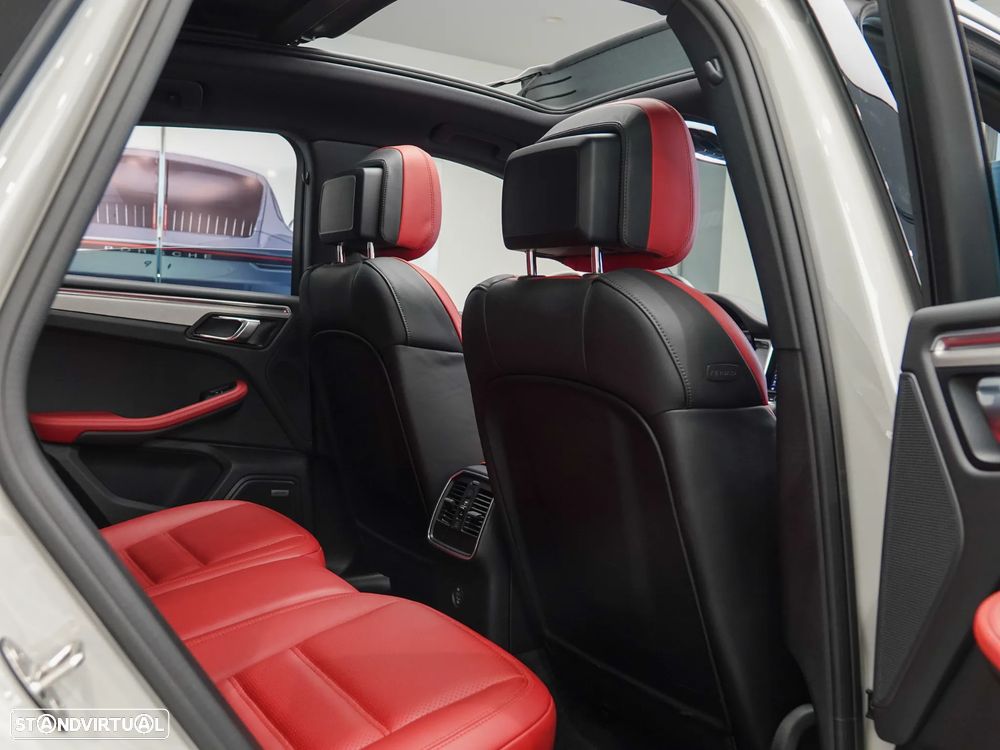 Porsche Macan 2.0T - 43