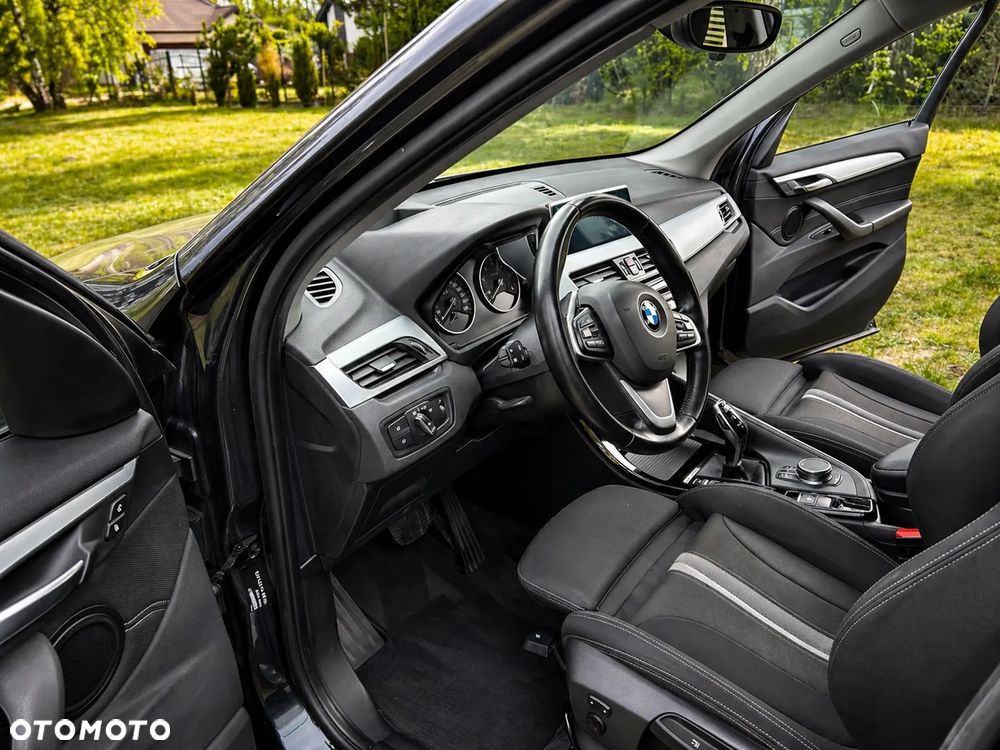 BMW X1 xDrive20d Sport Line sport - 10