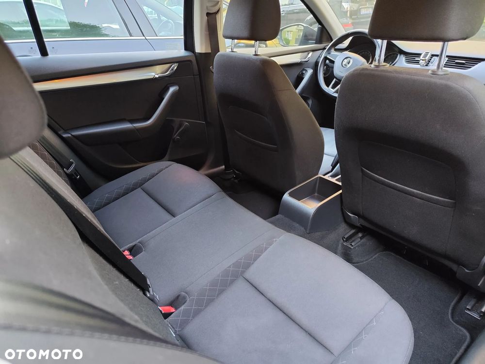 Skoda Octavia 1.6 TDI Active - 20