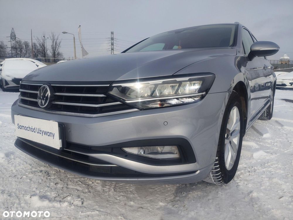 Volkswagen Passat Variant 1.5 TSI EVO Business DSG - 9