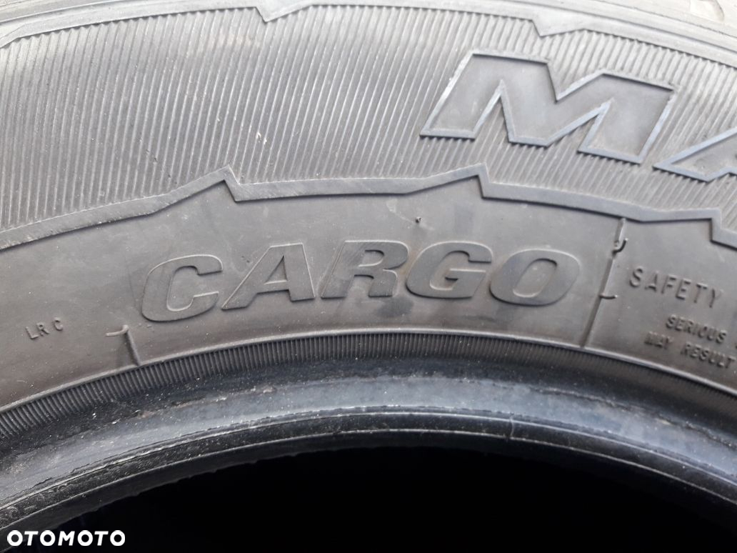 GOODYEAR 215/65R15C 104/102 T, pojedyńcza opona letnia wzmacniana. - 6