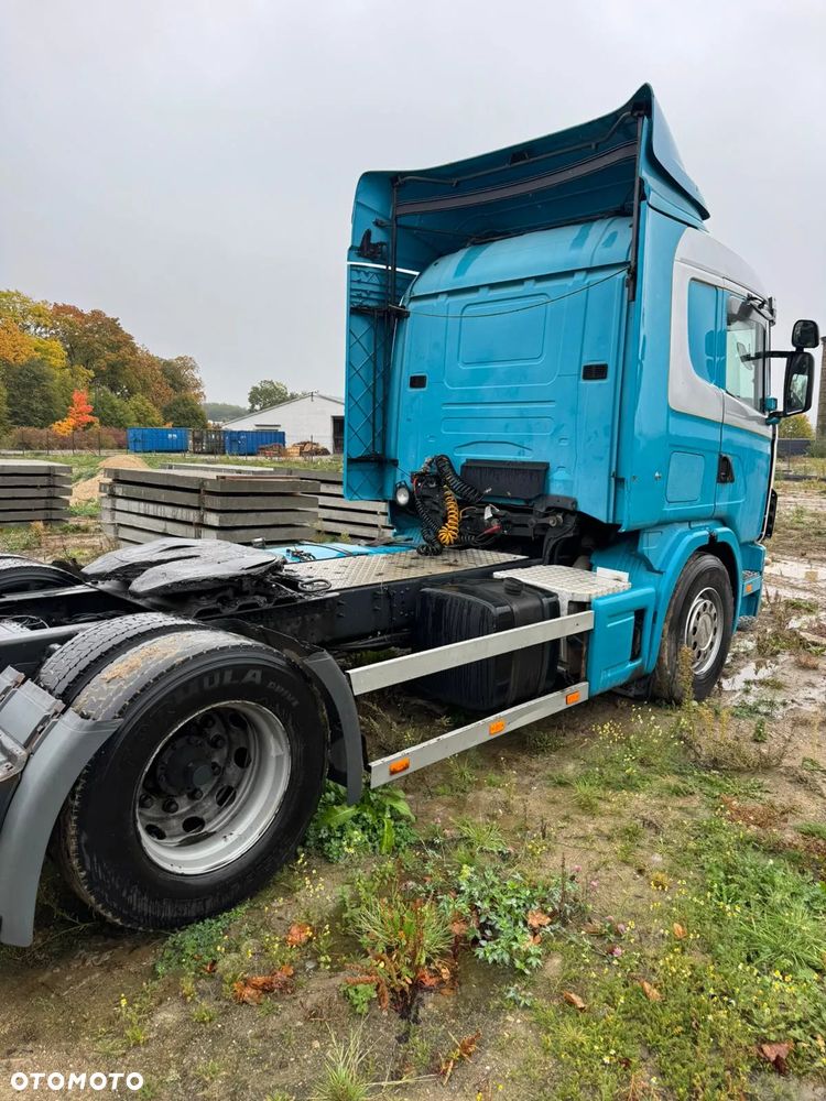 Scania R124 LA 4X2 - 4