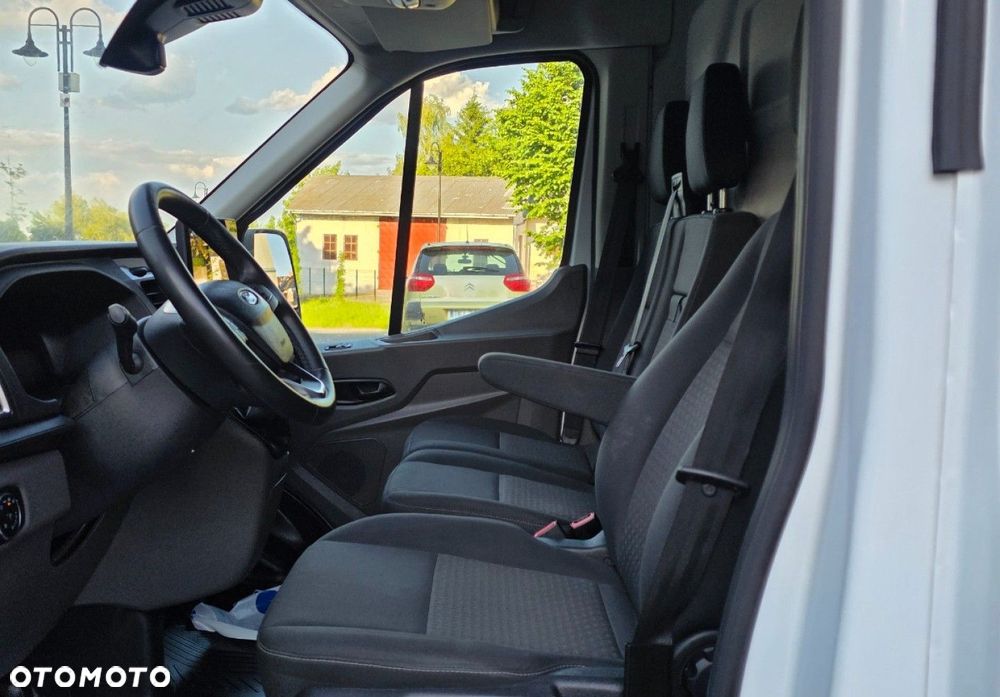 Ford Transit - 10