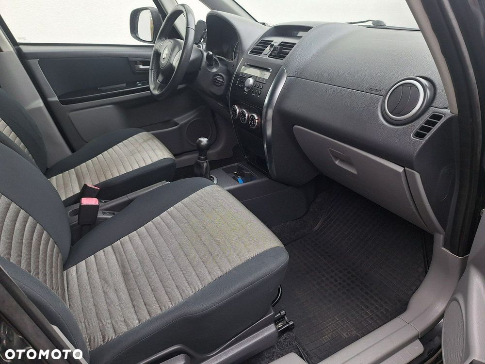 Suzuki SX4 - 11