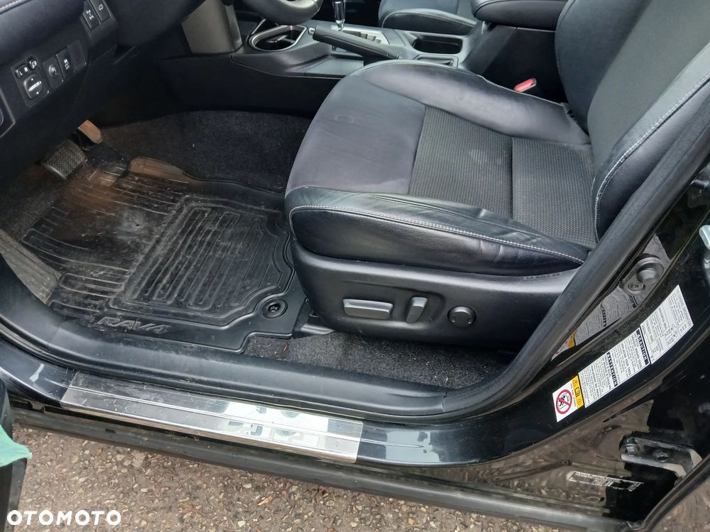 Toyota RAV4 2.0 Premium MS - 11