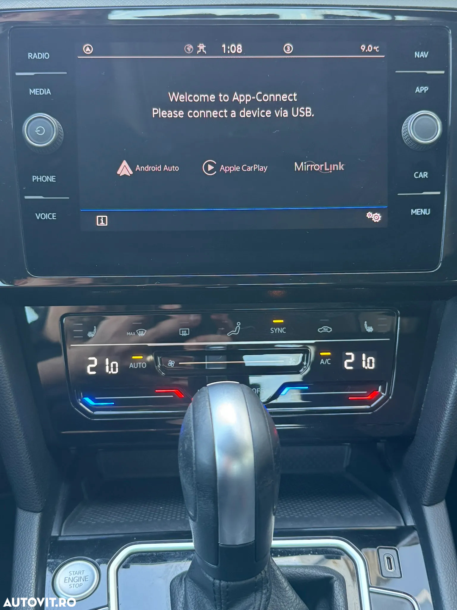 Volkswagen Passat - 12