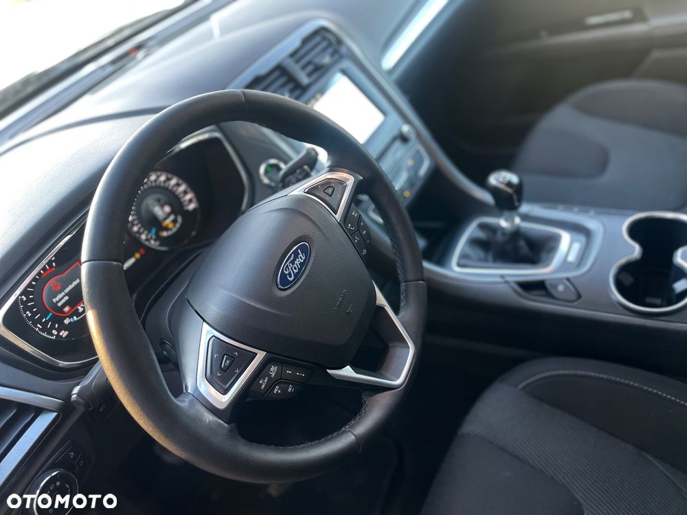 Ford Mondeo 2.0 TDCi Allrad Titanium - 10