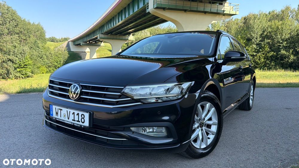 Volkswagen Passat 2.0 TDI SCR DSG - 13