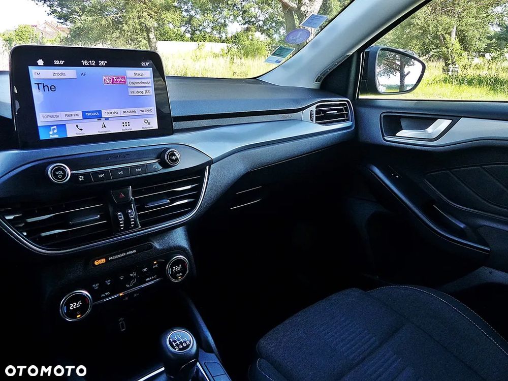 Ford Focus 1.0 EcoBoost Hybrid ACTIVE STYLE - 34