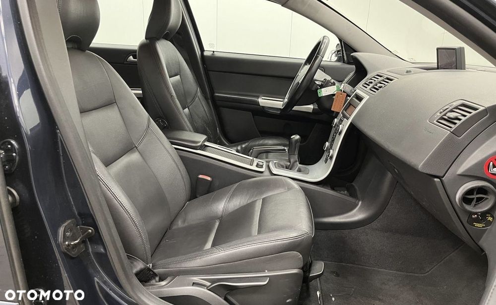 Volvo V50 - 8