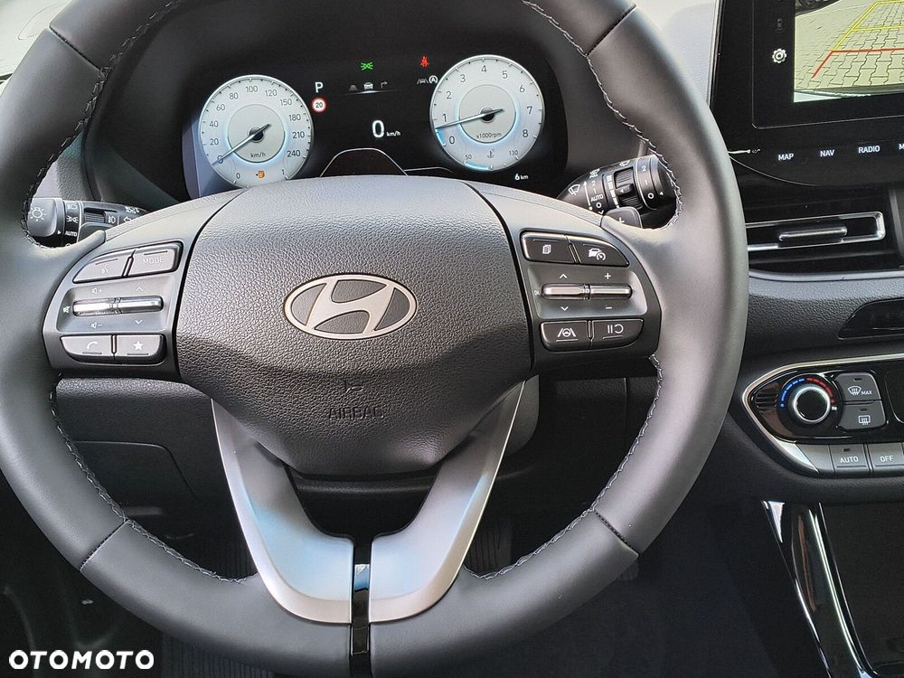 Hyundai i30 1.6 T-GDI Smart DCT - 16