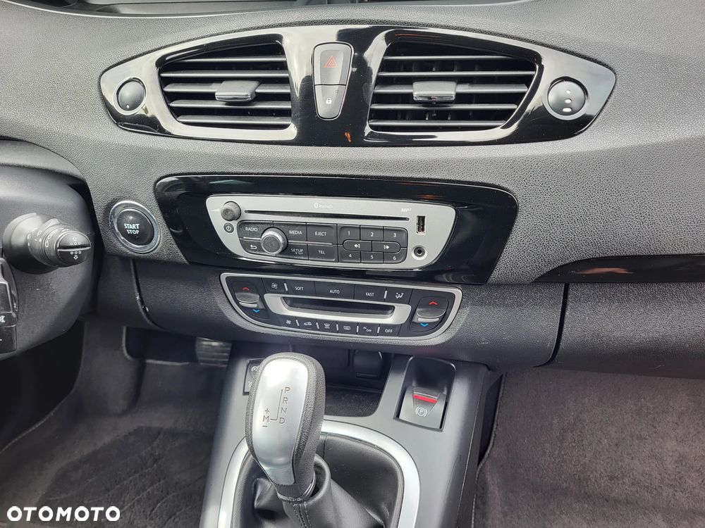 Renault Grand Scenic Gr 2.0 16V Privilege X-Tronic CVT - 22