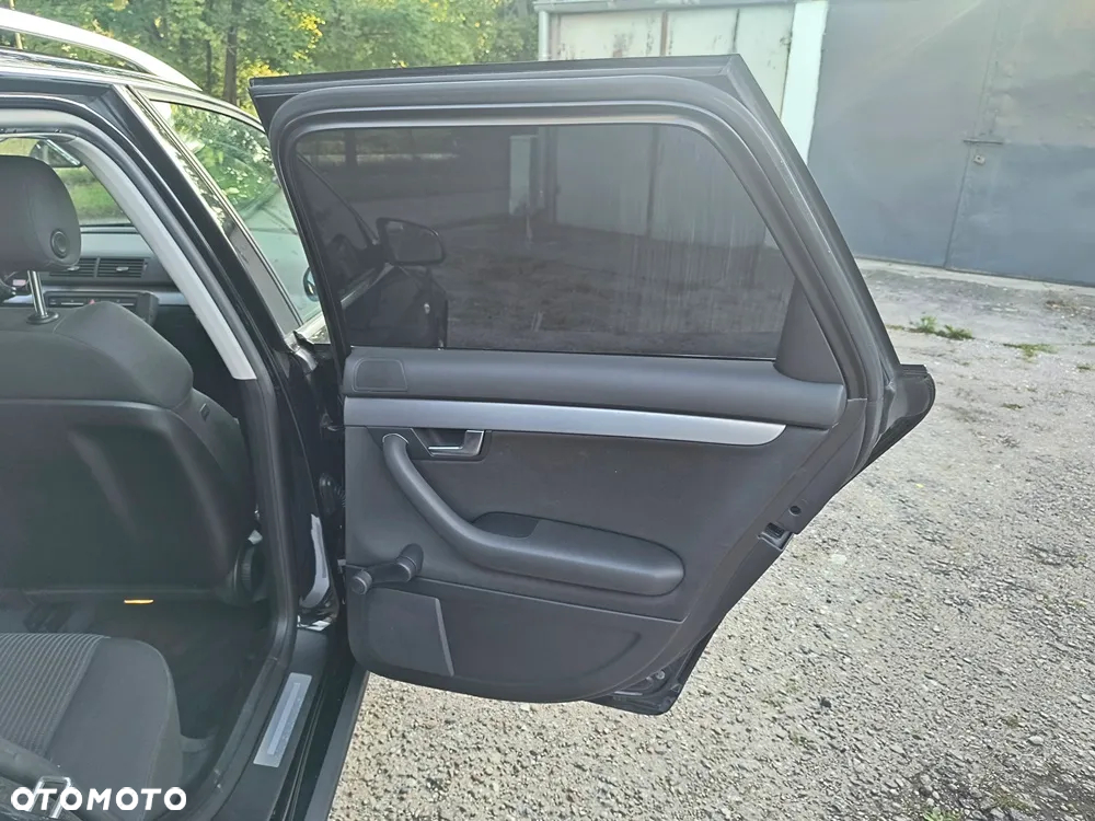 Audi A4 - 40