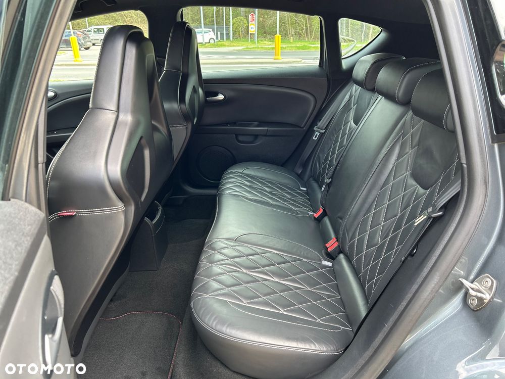 Seat Leon 2.0 T FSI Cupra R - 14
