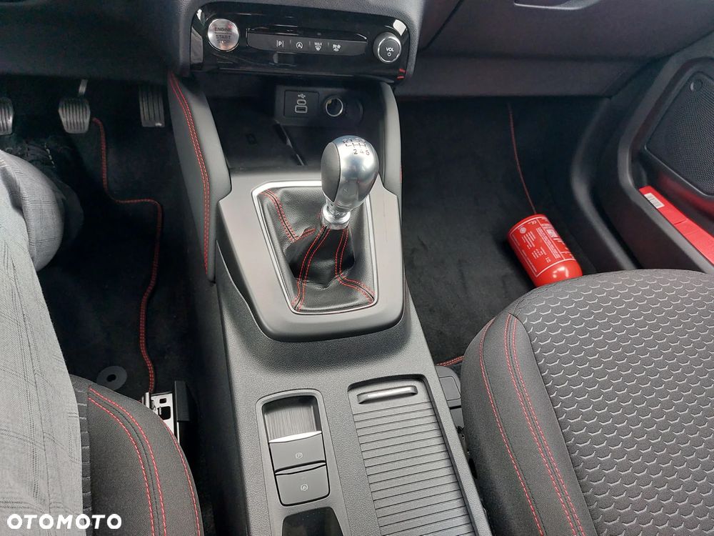 Ford Kuga 1.5 EcoBoost FWD ST-Line - 13