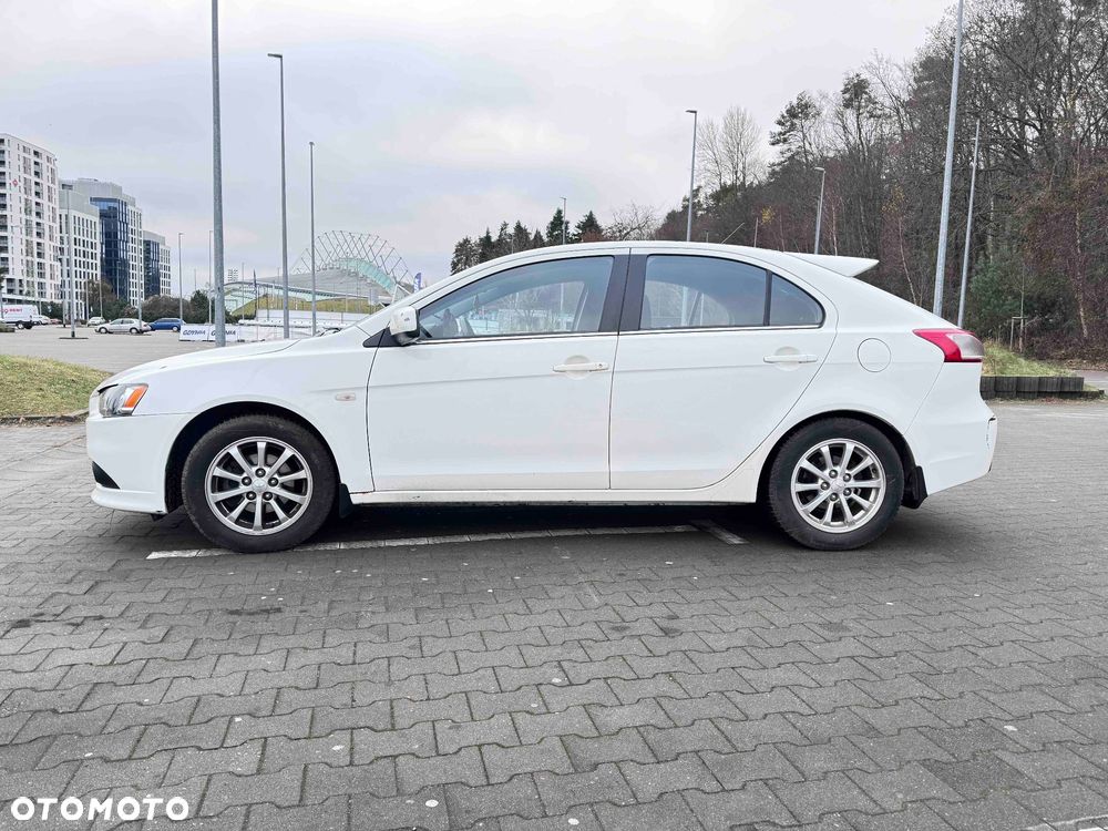 Mitsubishi Lancer - 2