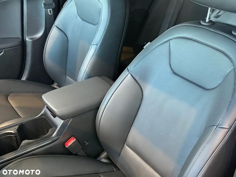 Kia K4 - 8
