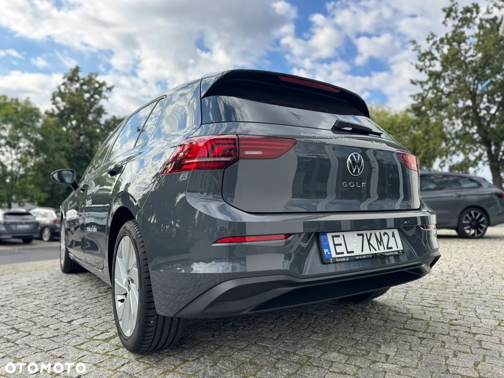 Volkswagen Golf VIII 1.5 TSI Special Edition - 27