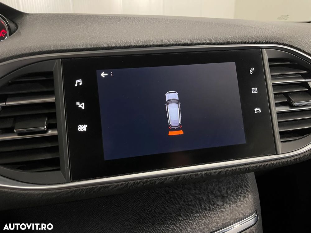Peugeot 308 SW BlueHDi 130 EAT8 Allure - 14