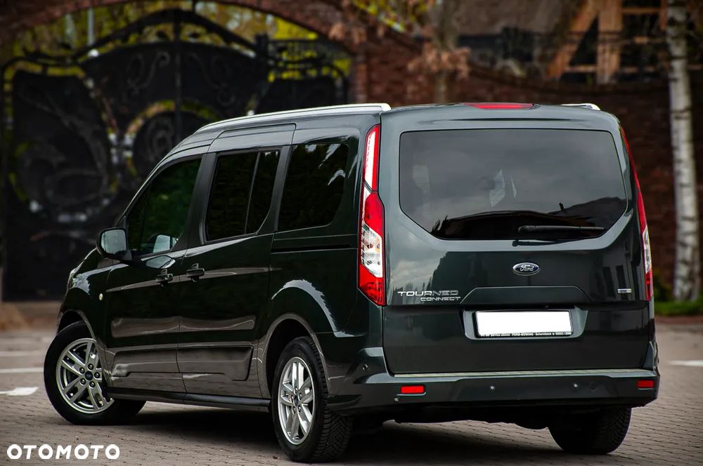 Ford Tourneo Connect Grand - 14