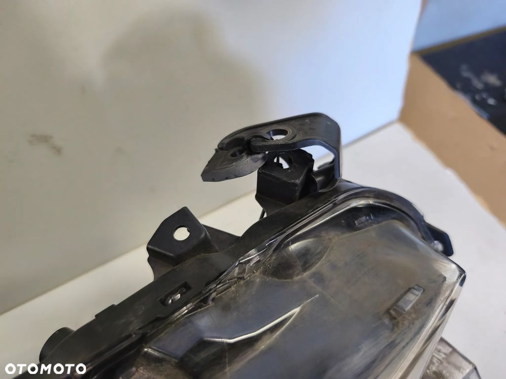 LAMPA PRZÓD PRZEDNIA PRAWA TOYOTA AURIS II LIFT SOCZEWKA LED 81110-02K30 - 6