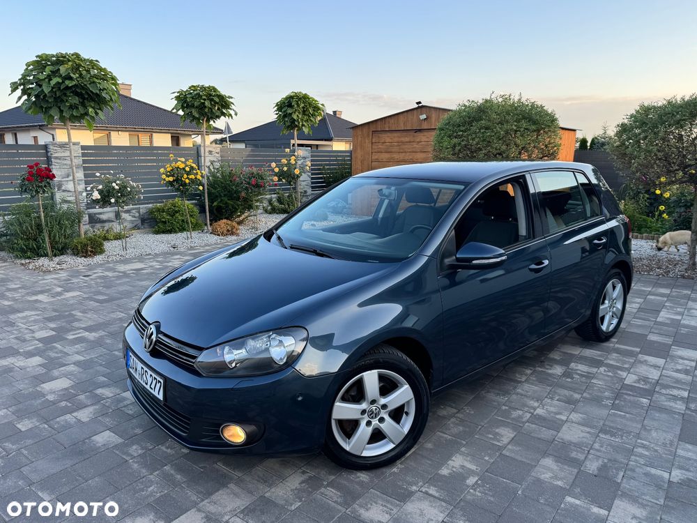 Volkswagen Golf - 2
